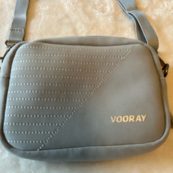 VOORAY Crossbody Bag - Picture 1 of 5